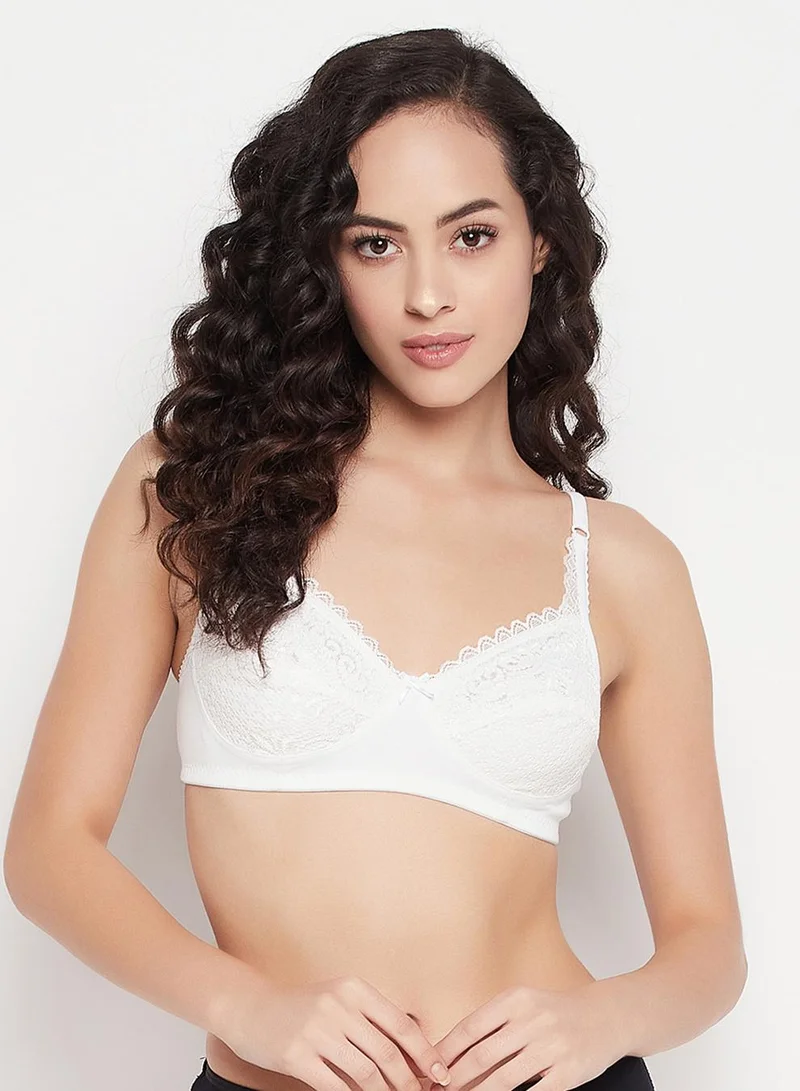 كلوفيا Non-Padded Non-Wired Full Coverage Bra in White - Lace
